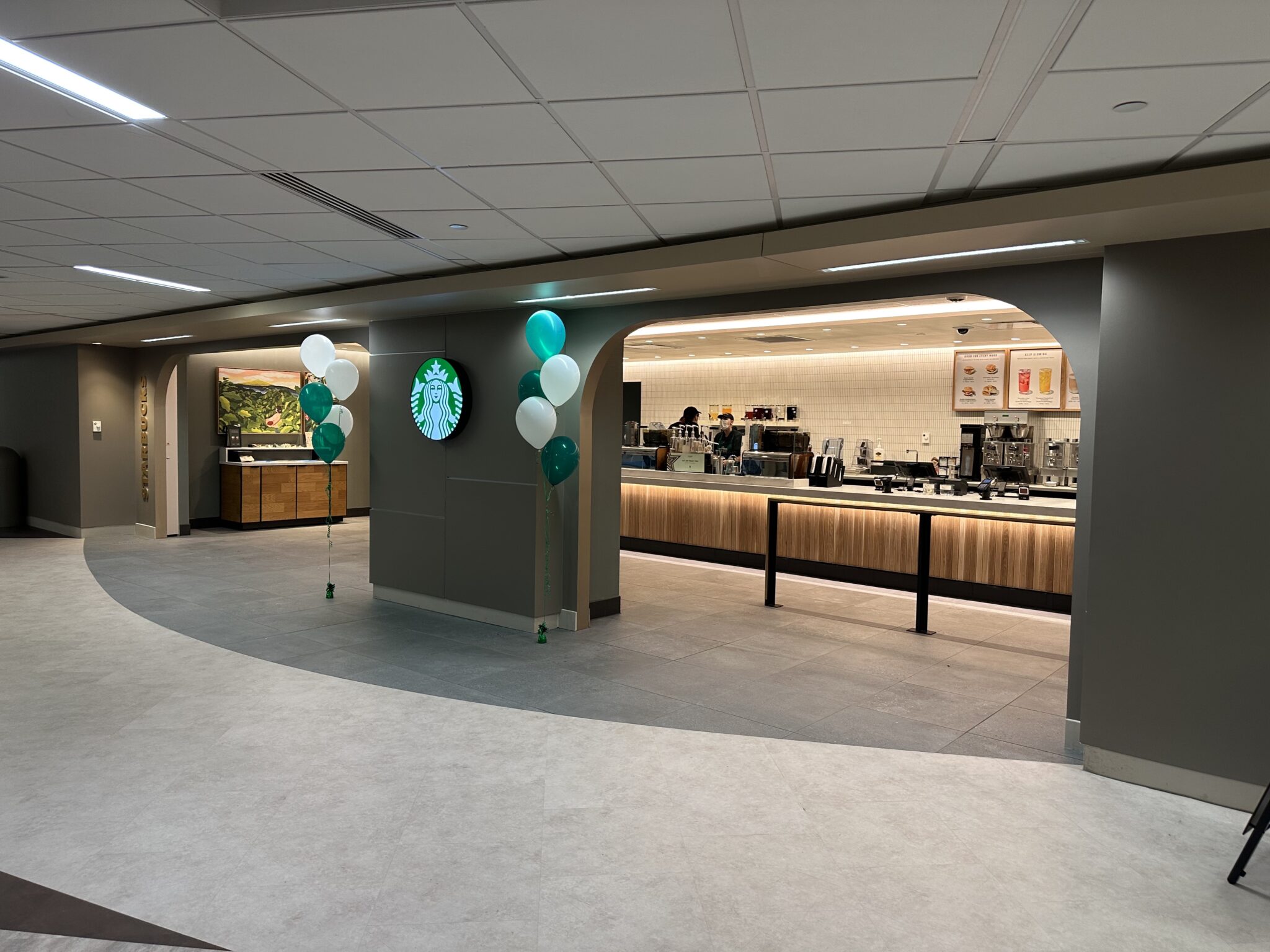 Memorial Hospital celebrates Starbucks grand opening > Beacon Health System
